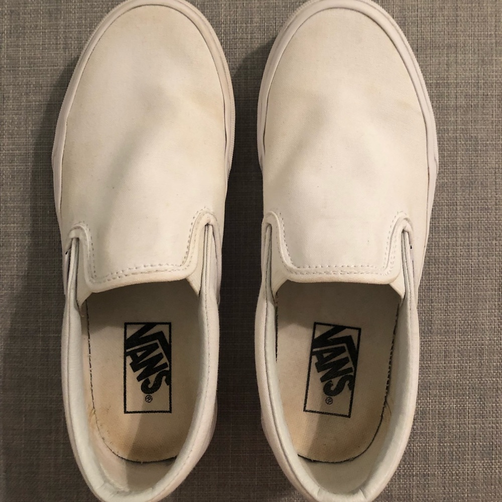 Preowned Vans Women’s White Slip On Canvas Size 7